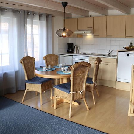 Gaestehaus Maeder Am Hafen Uhldingen-Mühlhofen Kamer foto