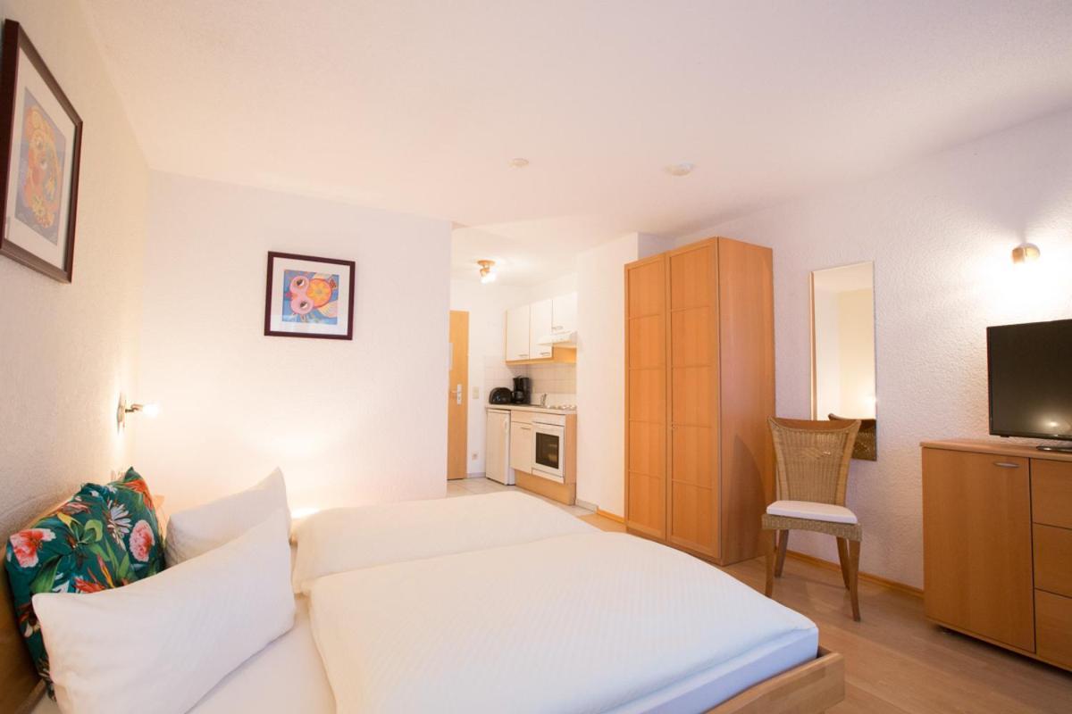 Gaestehaus Maeder Am Hafen Uhldingen-Mühlhofen Kamer foto