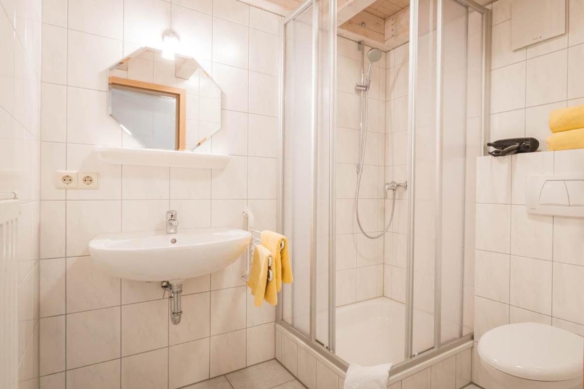 Gaestehaus Maeder Am Hafen Uhldingen-Mühlhofen Kamer foto