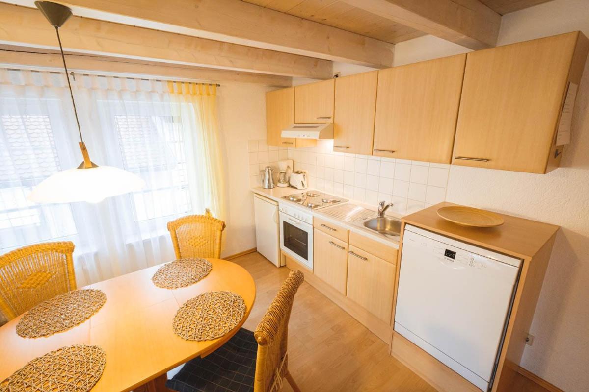 Gaestehaus Maeder Am Hafen Uhldingen-Mühlhofen Kamer foto