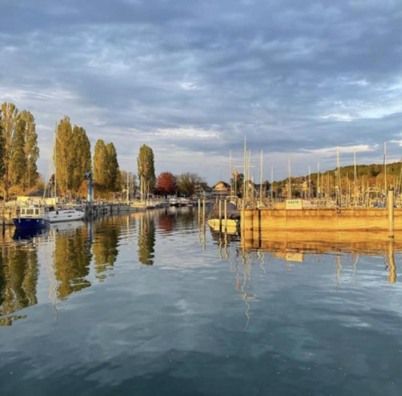 Gaestehaus Maeder Am Hafen Uhldingen-Mühlhofen Buitenkant foto